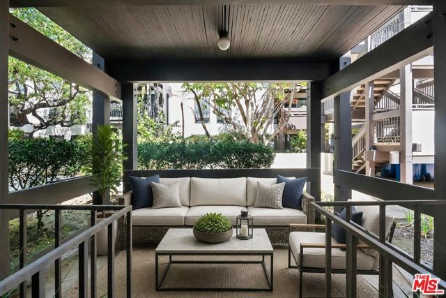 7742 Redlands Street D1046, Los Angeles, CA 90293