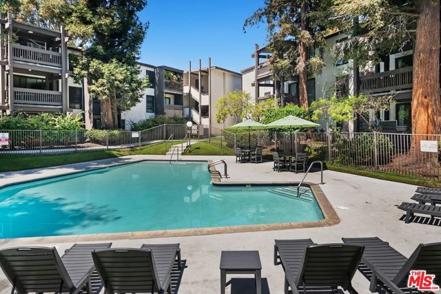 7742 Redlands Street D1046, Los Angeles, CA 90293