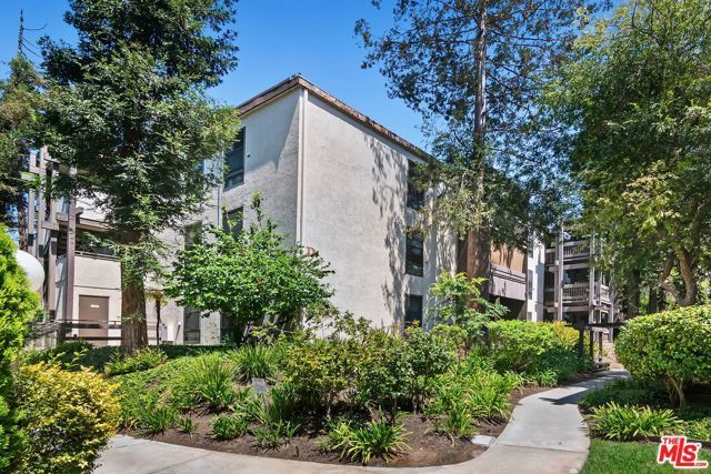 7742 Redlands Street D1046, Los Angeles, CA 90293