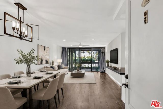 7742 Redlands Street D1046, Los Angeles, CA 90293