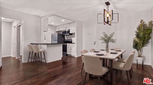 7742 Redlands Street D1046, Los Angeles, CA 90293