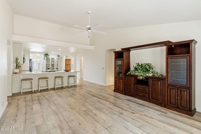 24821 N 41ST Avenue, Glendale, AZ 85310