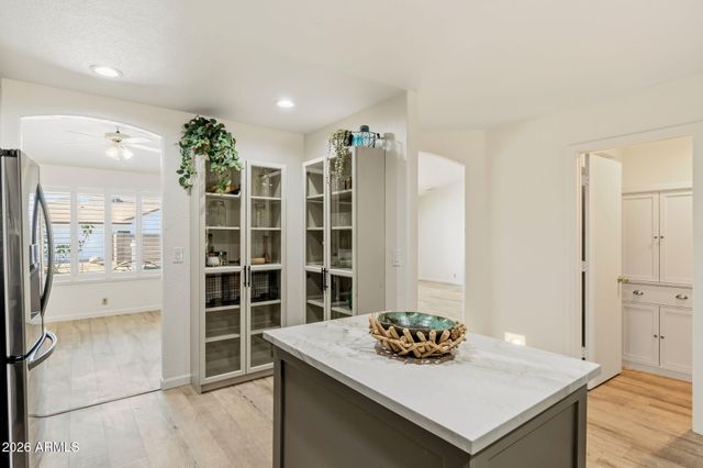 24821 N 41ST Avenue, Glendale, AZ 85310