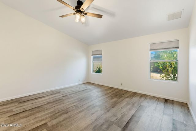 24821 N 41ST Avenue, Glendale, AZ 85310