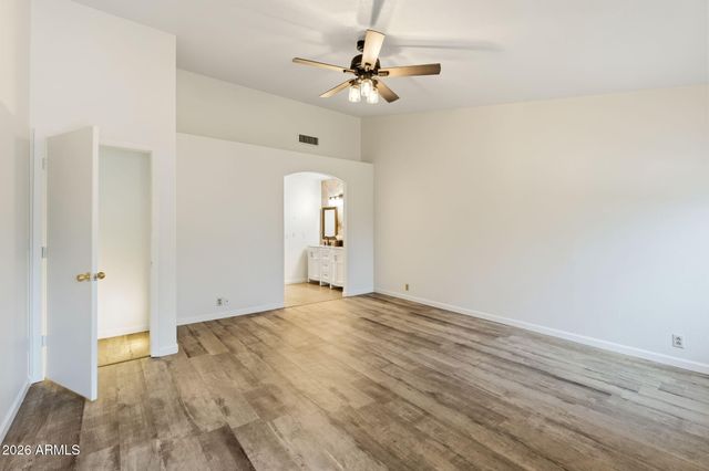 24821 N 41ST Avenue, Glendale, AZ 85310