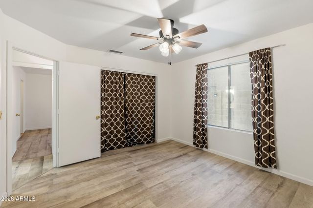 24821 N 41ST Avenue, Glendale, AZ 85310