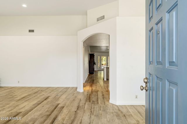 24821 N 41ST Avenue, Glendale, AZ 85310