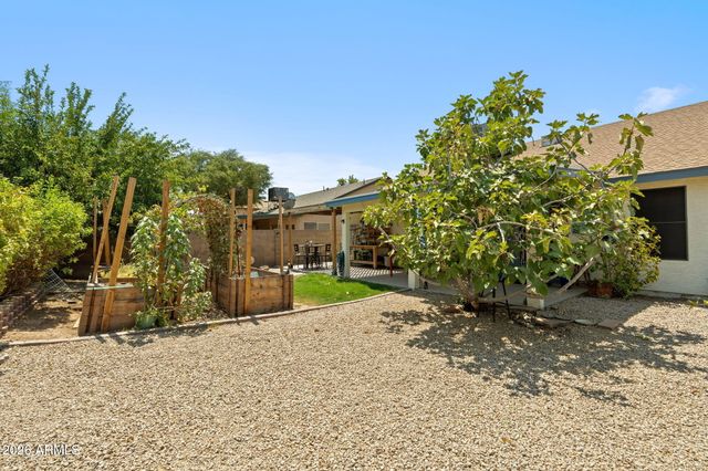 24821 N 41ST Avenue, Glendale, AZ 85310