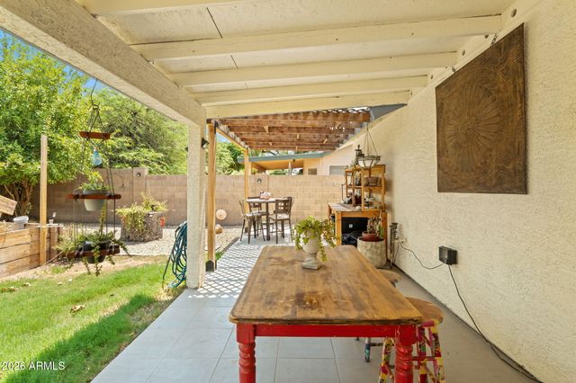 24821 N 41ST Avenue, Glendale, AZ 85310