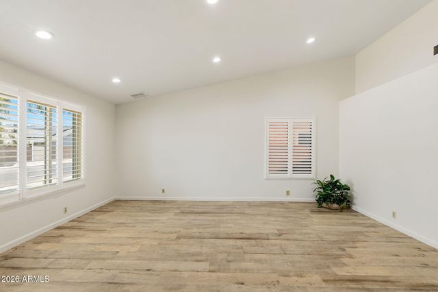 24821 N 41ST Avenue, Glendale, AZ 85310