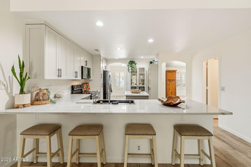 24821 N 41ST Avenue, Glendale, AZ 85310 — photo 3