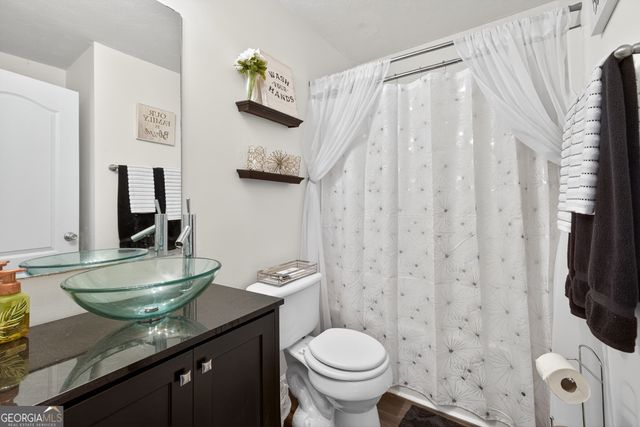 4376 Beaver Pond Court, Loganville, GA 30052