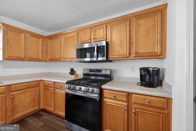 4376 Beaver Pond Court, Loganville, GA 30052