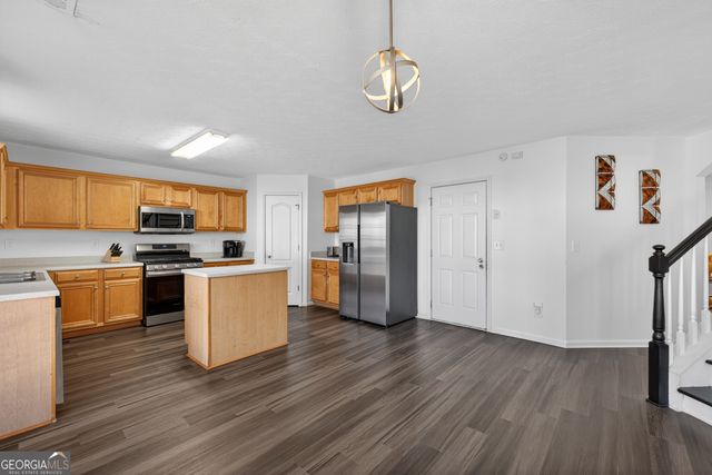 4376 Beaver Pond Court, Loganville, GA 30052