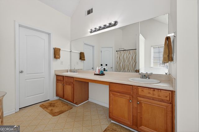 4376 Beaver Pond Court, Loganville, GA 30052