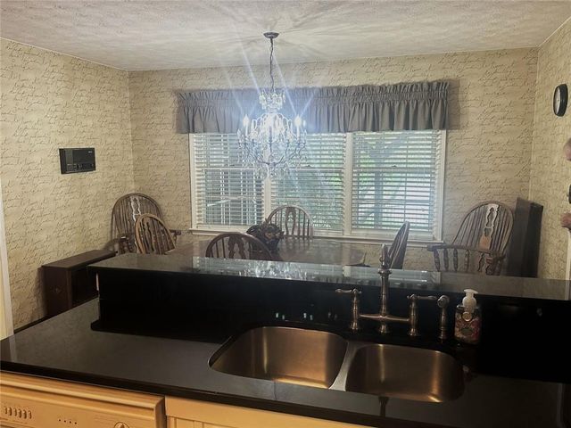 2473 Whispering Pines Drive SW, Grayson, GA 30017