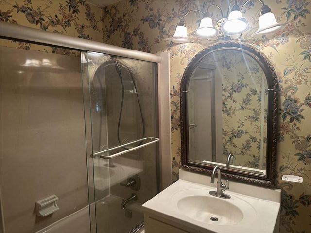 2473 Whispering Pines Drive SW, Grayson, GA 30017