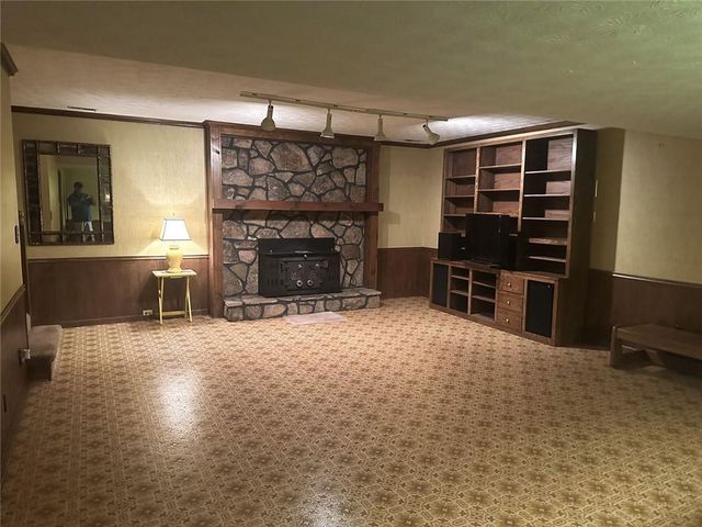 2473 Whispering Pines Drive SW, Grayson, GA 30017