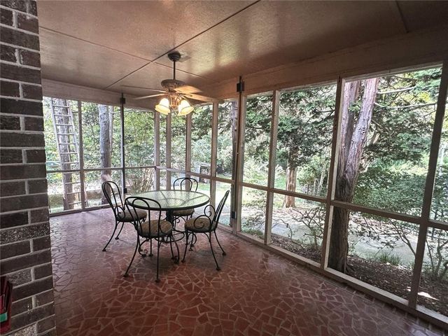 2473 Whispering Pines Drive SW, Grayson, GA 30017