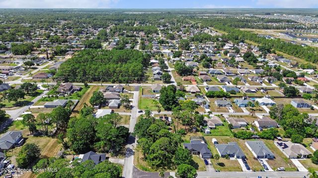 1806 Andover Street NW, Palm Bay, FL 32907