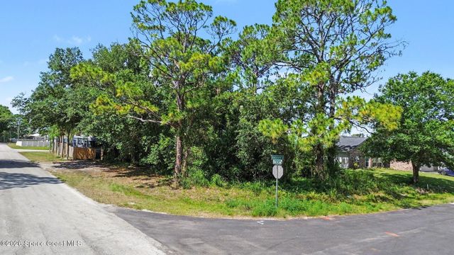 1806 Andover Street NW, Palm Bay, FL 32907