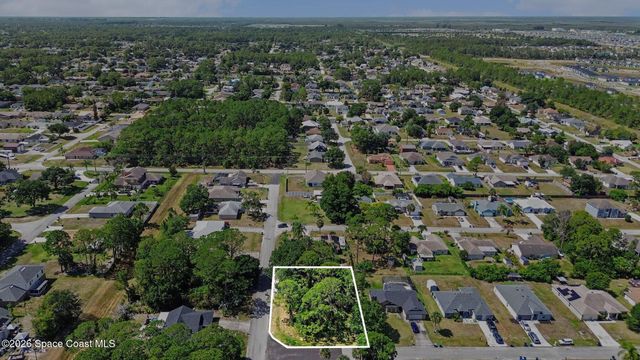 1806 Andover Street NW, Palm Bay, FL 32907