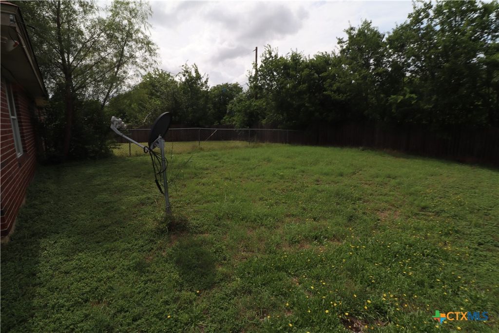 Image 20 of property listing at 3015 Cantabrian Drive, Killeen, TX 76542