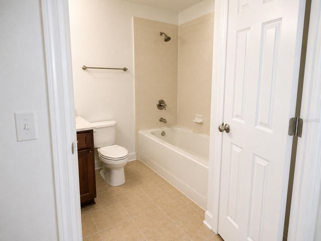 1218 BERMUDA LAKES LANE 203, Kissimmee, FL 34741