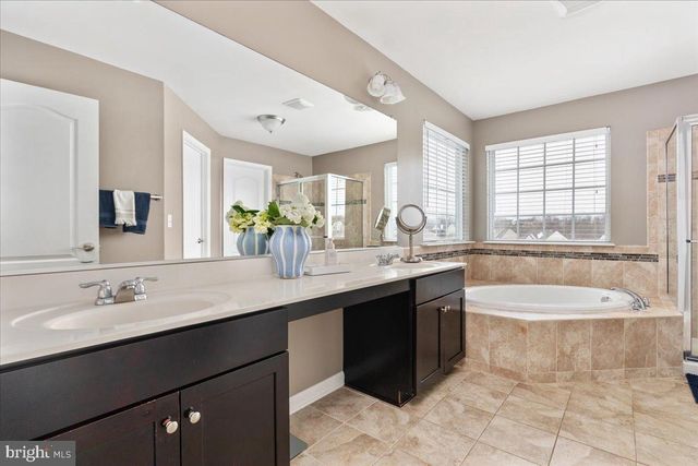 13467 EAGLES REST DR, Leesburg, VA 20176