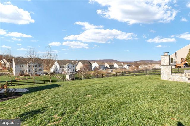 13467 EAGLES REST DR, Leesburg, VA 20176