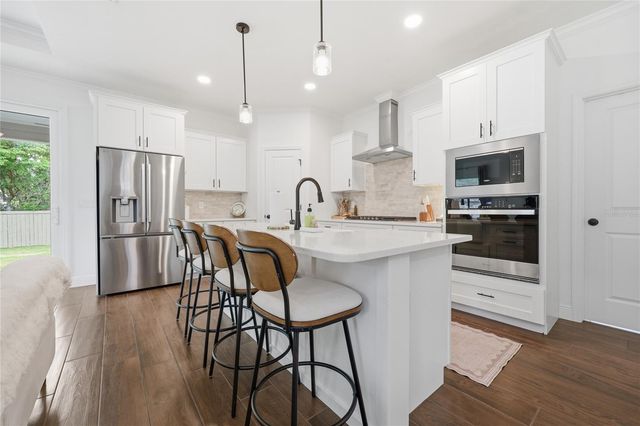 6742 SW 10TH LANE, Gainesville, FL 32607