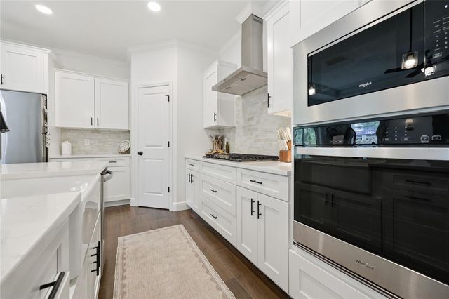 6742 SW 10TH LANE, Gainesville, FL 32607