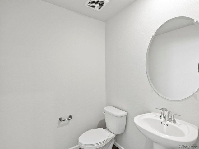 1600 Riverplace Dr 1, Windsor, CO 80550