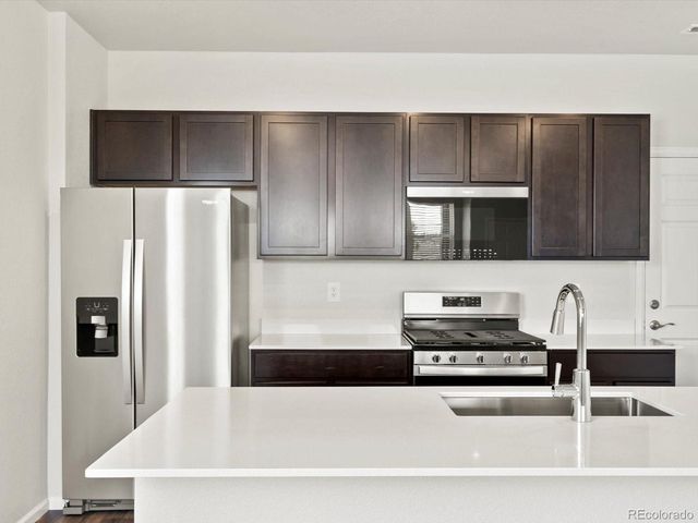 1600 Riverplace Dr 1, Windsor, CO 80550