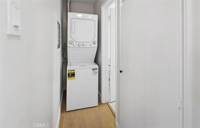 1109 E 3rd B, Long Beach, CA 90802