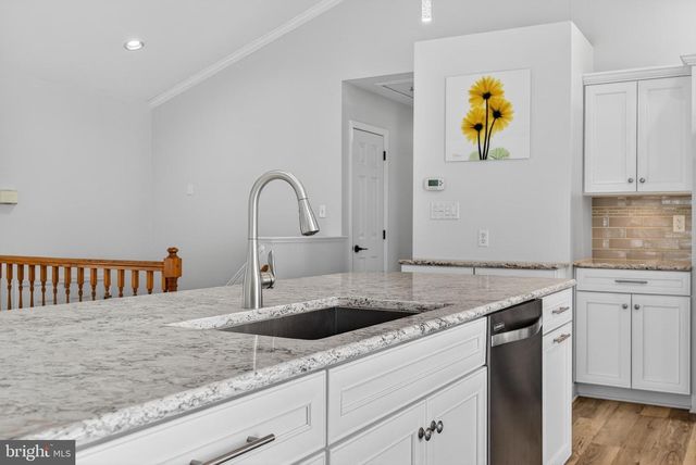 17 VICKILEE DR, Wrightsville, PA 17368