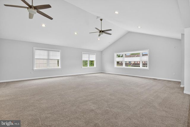 17 VICKILEE DR, Wrightsville, PA 17368
