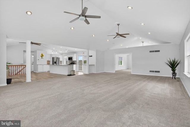 17 VICKILEE DR, Wrightsville, PA 17368