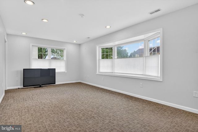 17 VICKILEE DR, Wrightsville, PA 17368