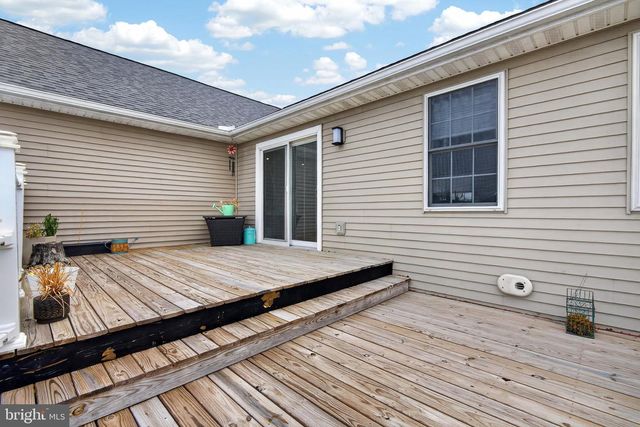17 VICKILEE DR, Wrightsville, PA 17368