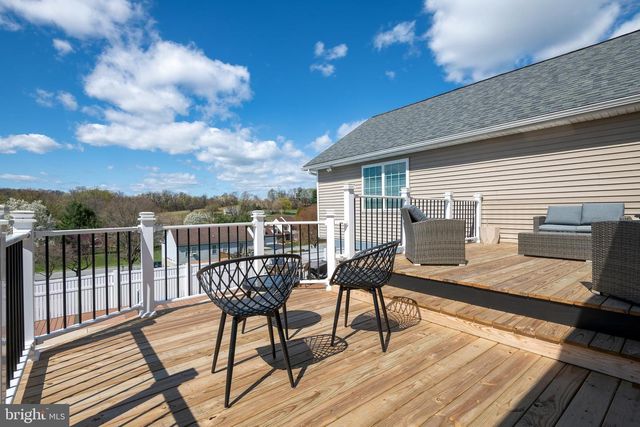 17 VICKILEE DR, Wrightsville, PA 17368