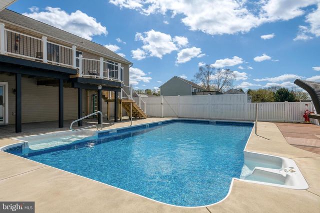 17 VICKILEE DR, Wrightsville, PA 17368