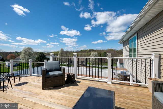 17 VICKILEE DR, Wrightsville, PA 17368