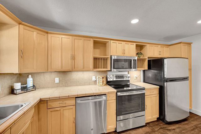 2850 NE 14th Street Causeway B 203, Pompano Beach, FL 33062