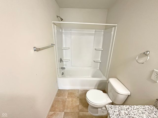 5494 Dunhaven Road, Westfield, IN 46062