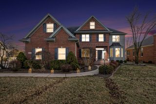 2032 Maplewood Circle, Highland, IN 46322