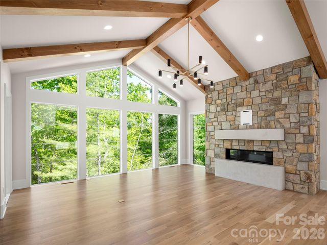 87 Misty Valley Parkway, Arden, NC 28704