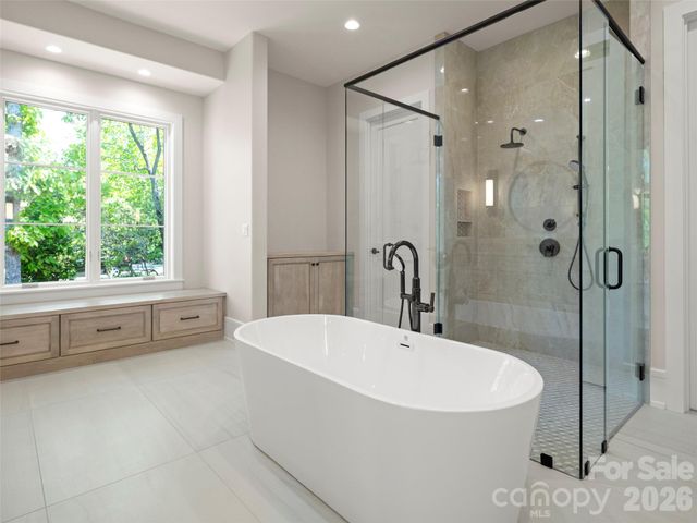 87 Misty Valley Parkway, Arden, NC 28704