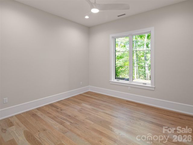 87 Misty Valley Parkway, Arden, NC 28704