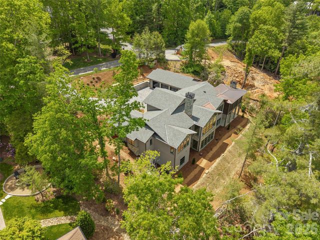 87 Misty Valley Parkway, Arden, NC 28704